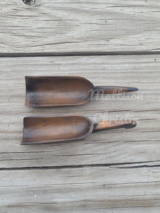 2 Faux Treen Wood Carved Flat Bottom Scoop