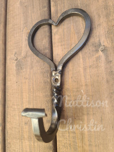 Twisted Heart Metal Hook